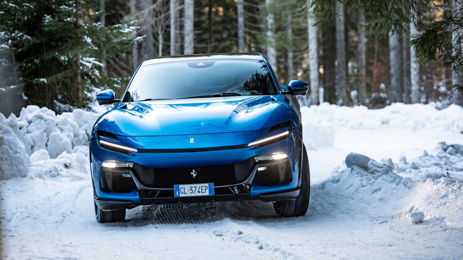 Ferrari’nin Geleceği: Teknoloji Dünyasından Gelen CEO ve İlk Tam Elektrikli Araç