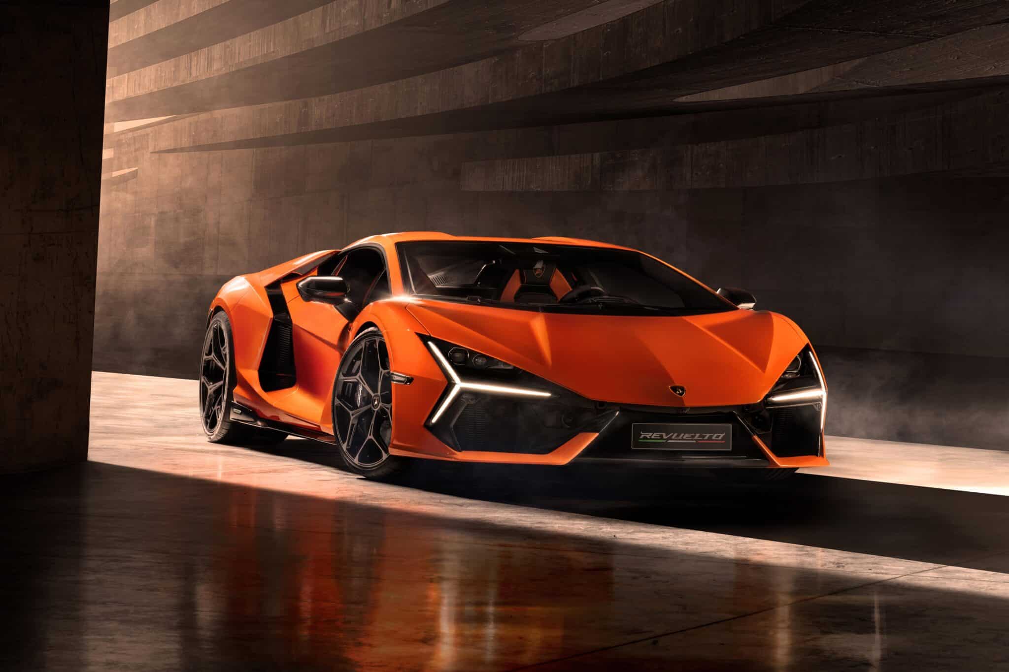 Lamborghini Revuelto Fiyat, Özellikler ve Fotoğraflar